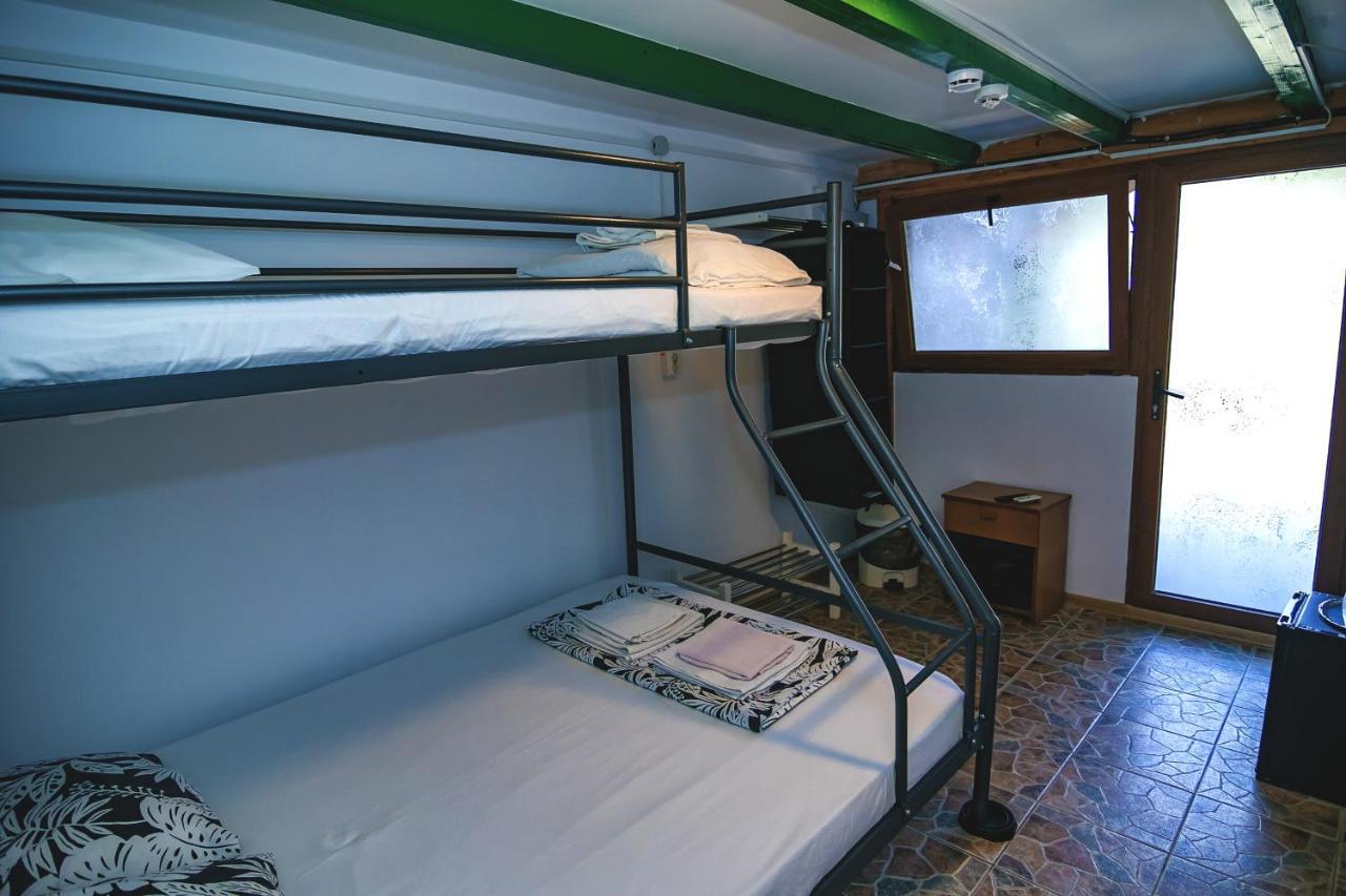 Bazart Vama Veche Hostel Kültér fotó